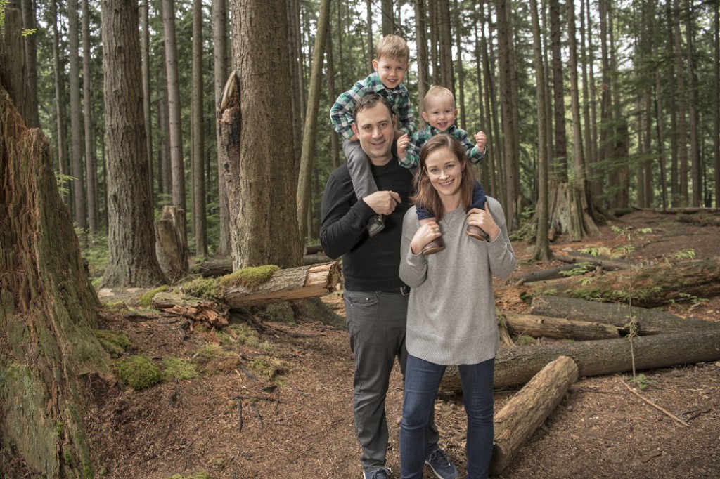 Image of Hazel Gray and family